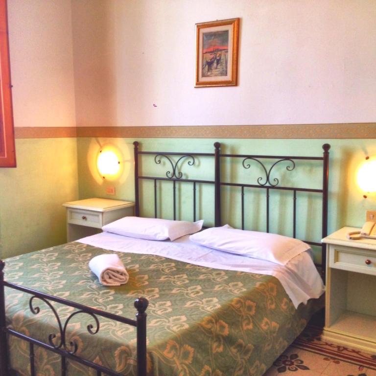 Hotel Desirèe - Double or Twin Room - 19