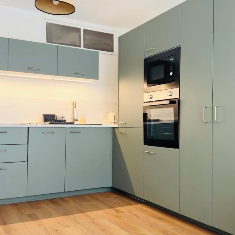 Appartement Chic 50m de la mer - Appartement 1 Chambre - 7