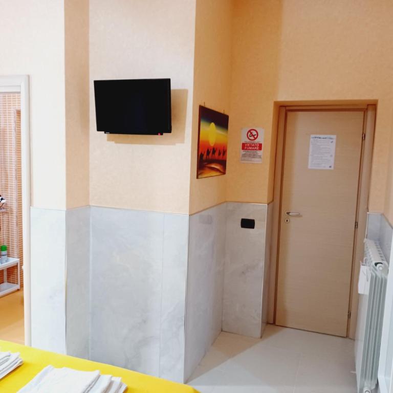 B&B Quattro Palazzi Napoli Centro - Camera Matrimoniale - 34