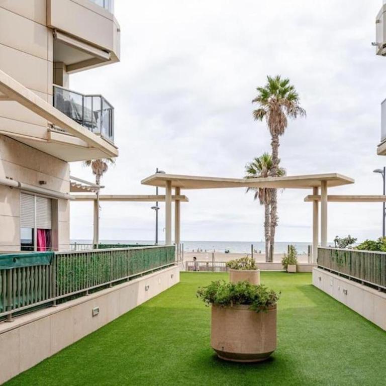 FiveStepsToSea - Beach Apartment Valencia - Apartment with Sea View - 46