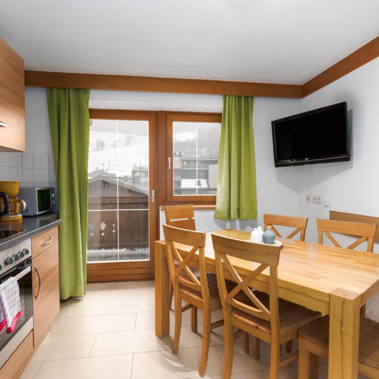 Hotel Valerie - Großes Apartment mit 2 Schlafzimmern - 9