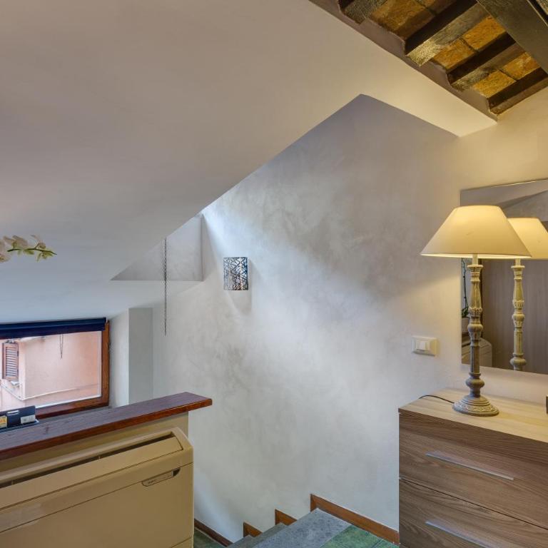 Tritone Top House - Appartamento Deluxe su 2 Livelli con Patio - 2