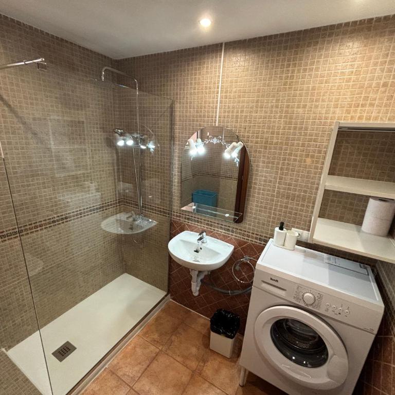 Elio - One-Bedroom Apartment - 9