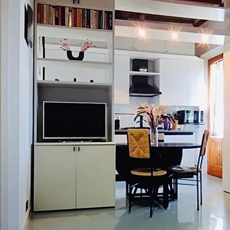 Historic Center Apartment with Private Garage - Appartement 2 Chambres - 3