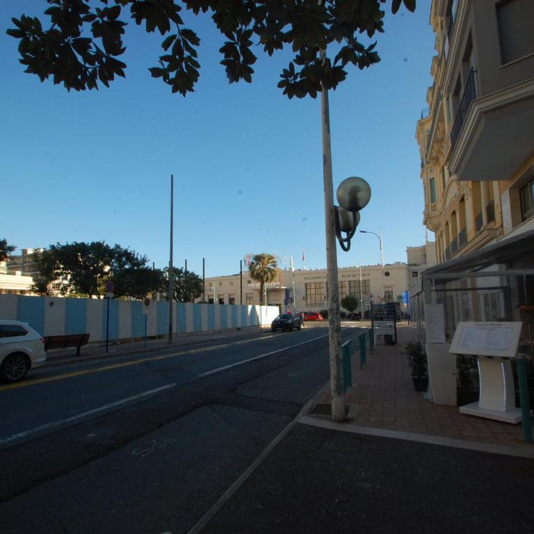 Charmant 2P moderne avec terrasse, parking privé, en plein centre de Menton, à 2 pas de la mer - FR-1-196-200 - Appartement (4 Adultes) - 4