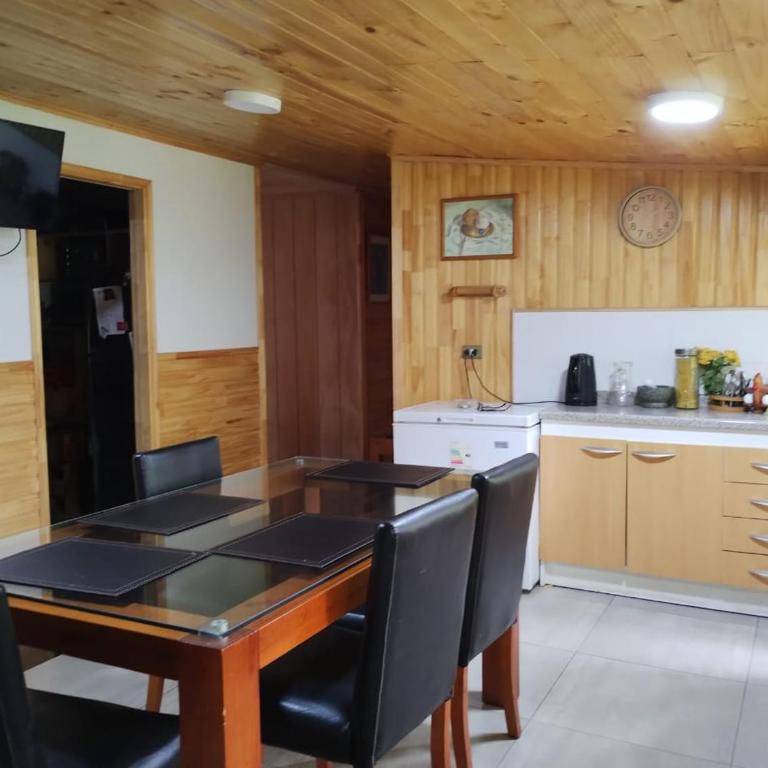 Hospedaje y Cabañas Ensenada Puerto Varas - Five-Bedroom House - 3