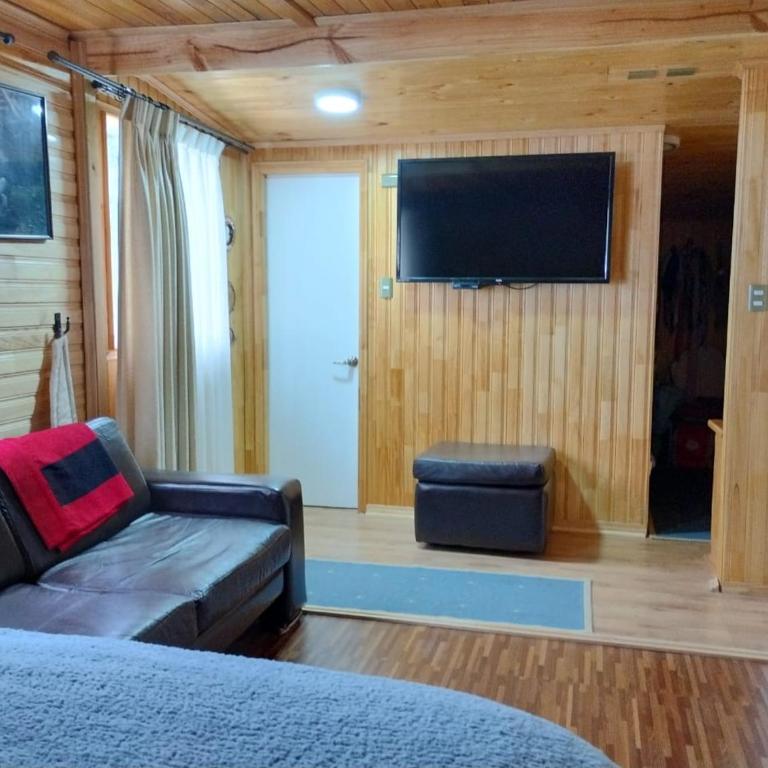 Hospedaje y Cabañas Ensenada Puerto Varas - Five-Bedroom House - 5