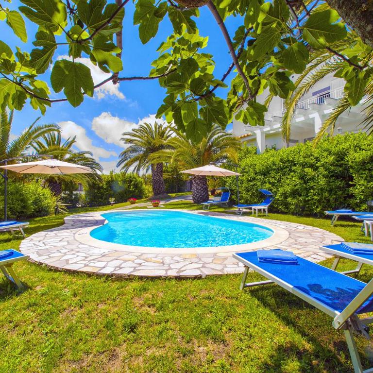YourHome - Villa Claudette private pool sea view - Villa with Private Pool - 43