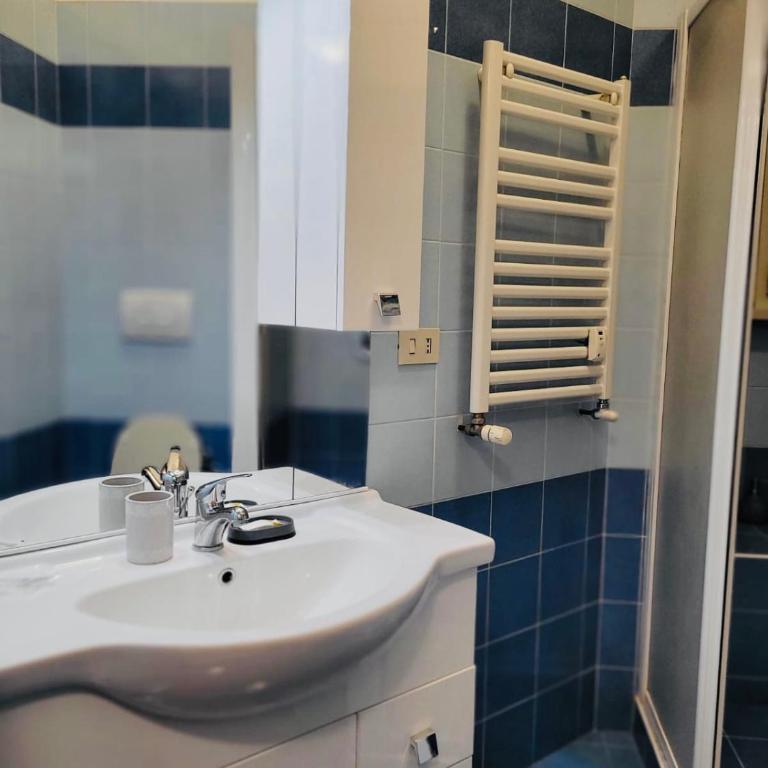 House 5 minutes walk from Vatican Museums - Appartamento con 2 Camere da Letto - 21