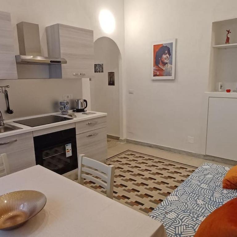 Appartamento nel centro di Napoli - Clorinda house - Appartamento con 2 Camere da Letto - 13