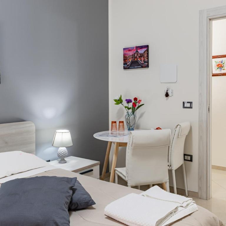 Sicily Trinacria House - Double or Twin Room with Private External Bathroom - 15
