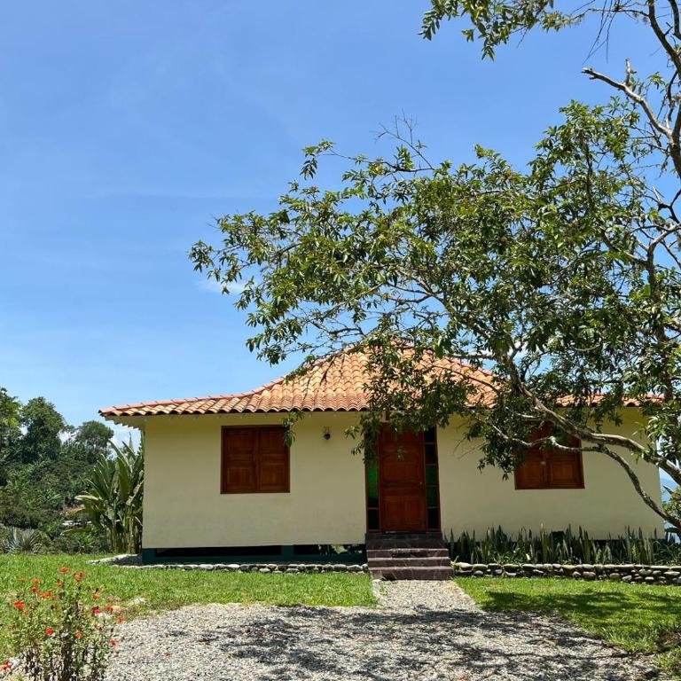 Mi paraíso escondido - Three-Bedroom Villa - 26