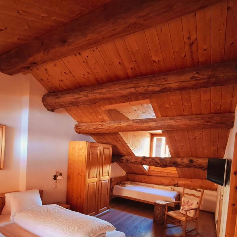 Gasthaus & Hotel Berninahaus - Superior Dreibettzimmer - 5