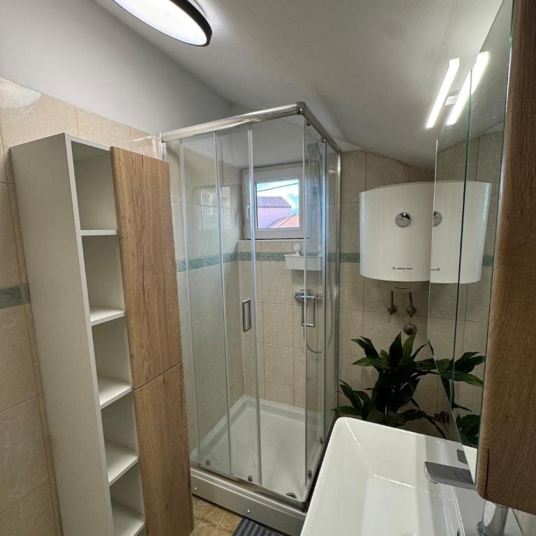 Mila 2bedroom apartment - Two-Bedroom Apartment - 25
