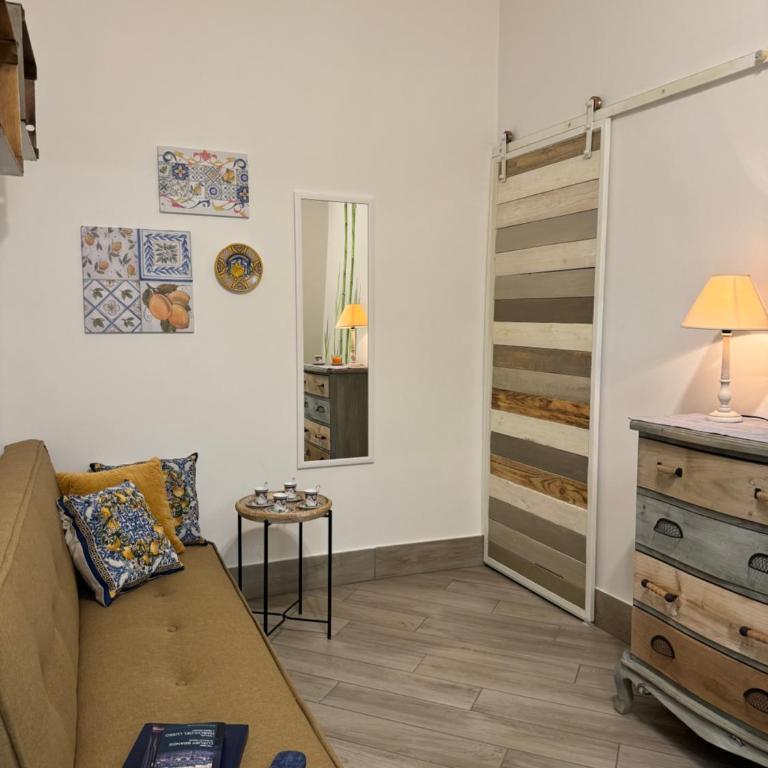 L'angoletto di Andrea - Appartamento Monolocale con Balcone - 4