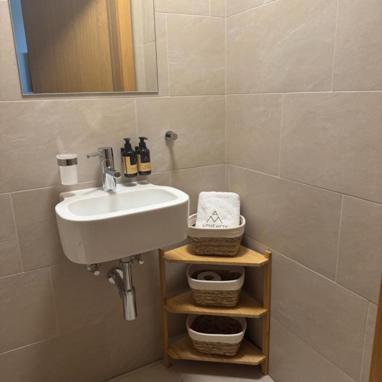 Alpine Myth - Luxuriöse Ferienwohnung mit 4 Schlafzimmern - 20