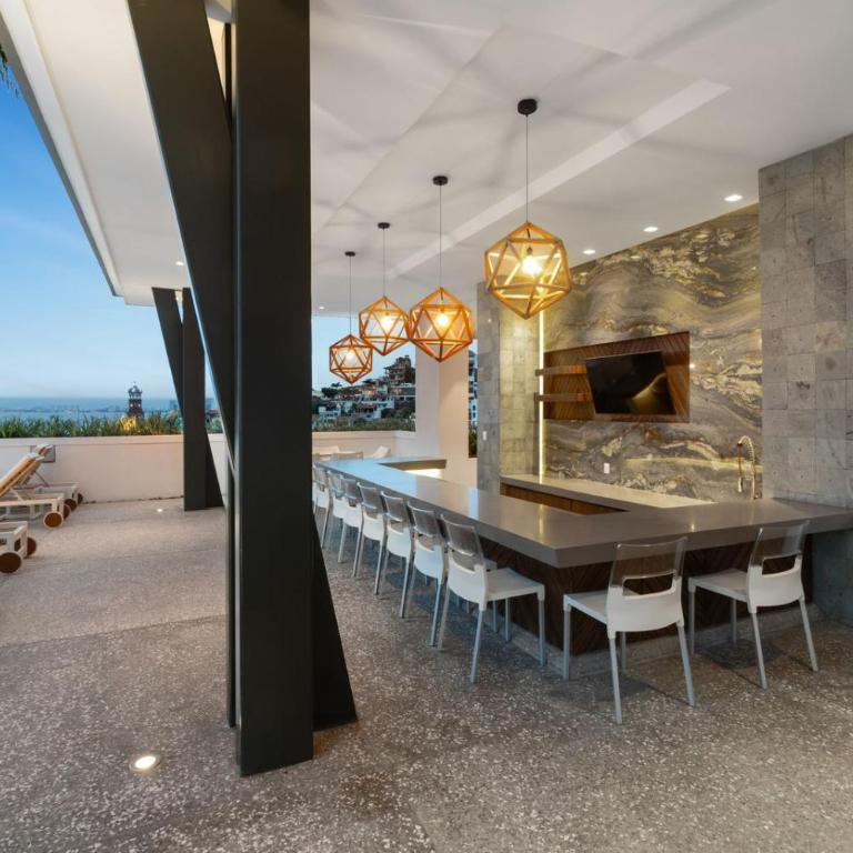 Pablo Blu Lux - One-Bedroom Apartment - 10