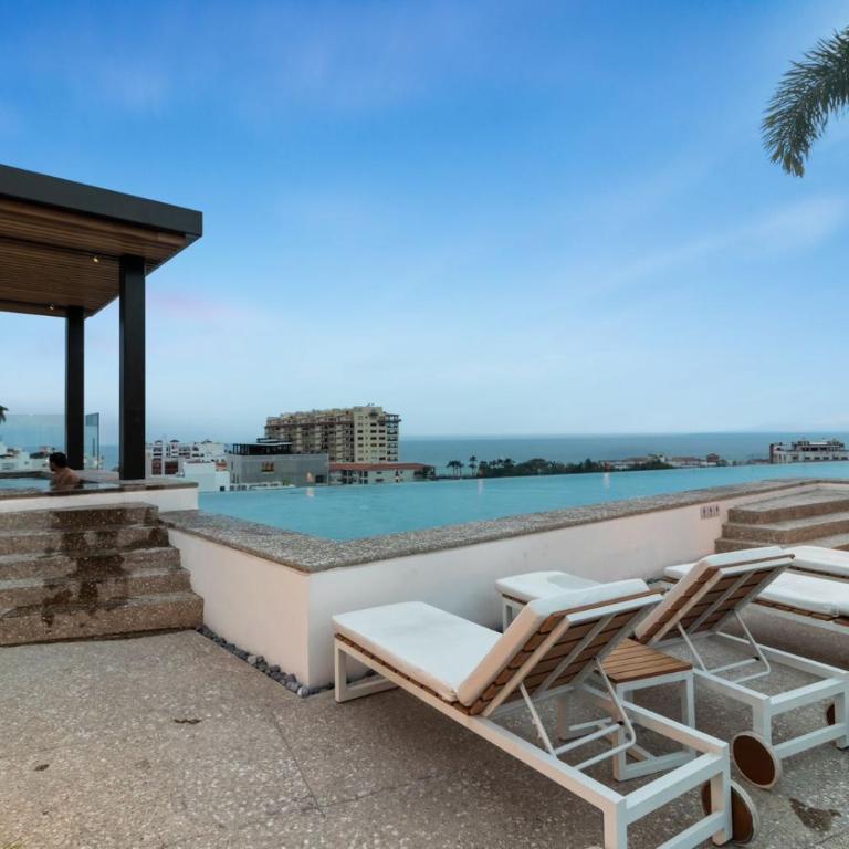 Pablo Blu Lux - One-Bedroom Apartment - 13