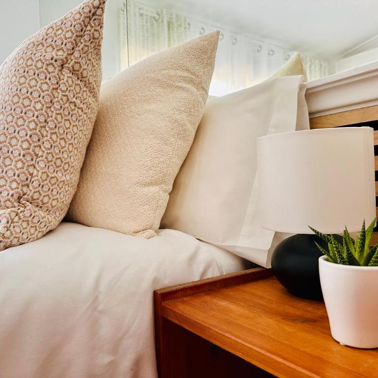 Cozy- 100m from the Beach with Pool & Perfect for2 - Apartamento de 1 dormitorio - 48