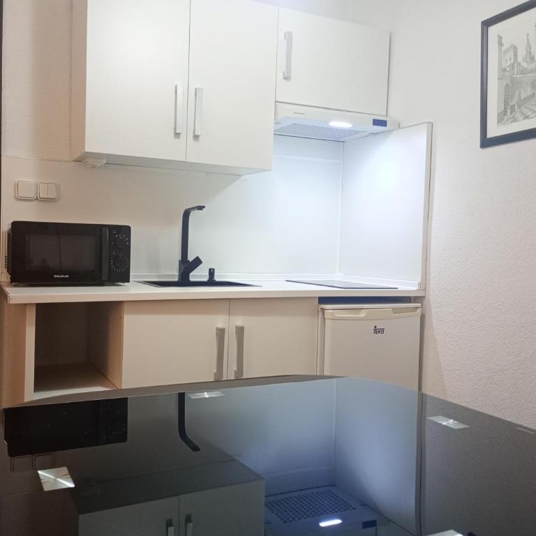 Apartamentos Florida - Apartamento de 2 Dormitorios en Madrid Centro - Two-Bedroom Apartment - 24
