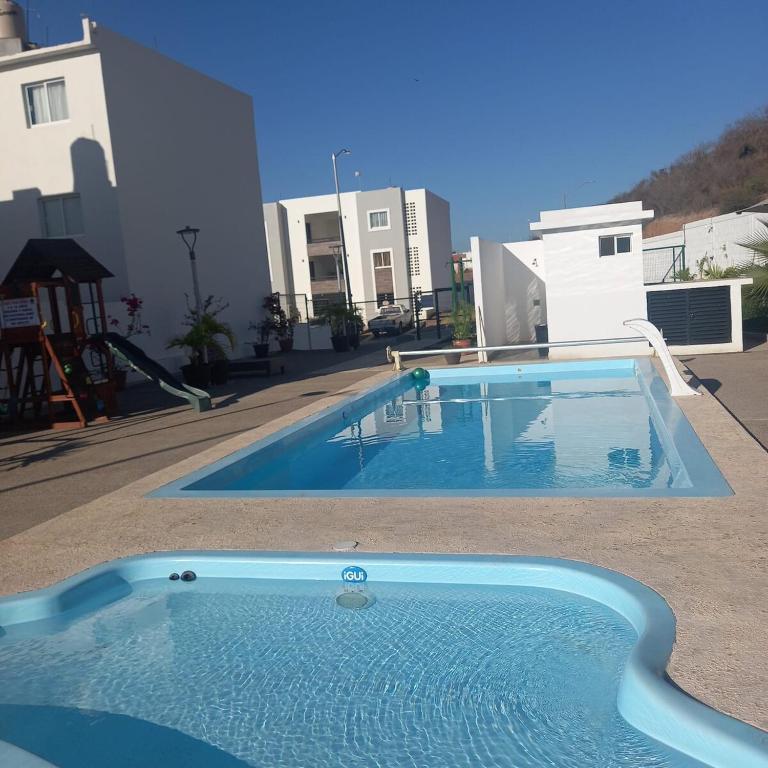 Departamento Privado con Piscina - Two-Bedroom Apartment - 17
