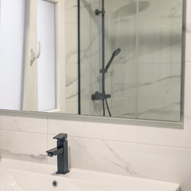 Moderno piso céntrico al lado de la playa - Apartamento - 10