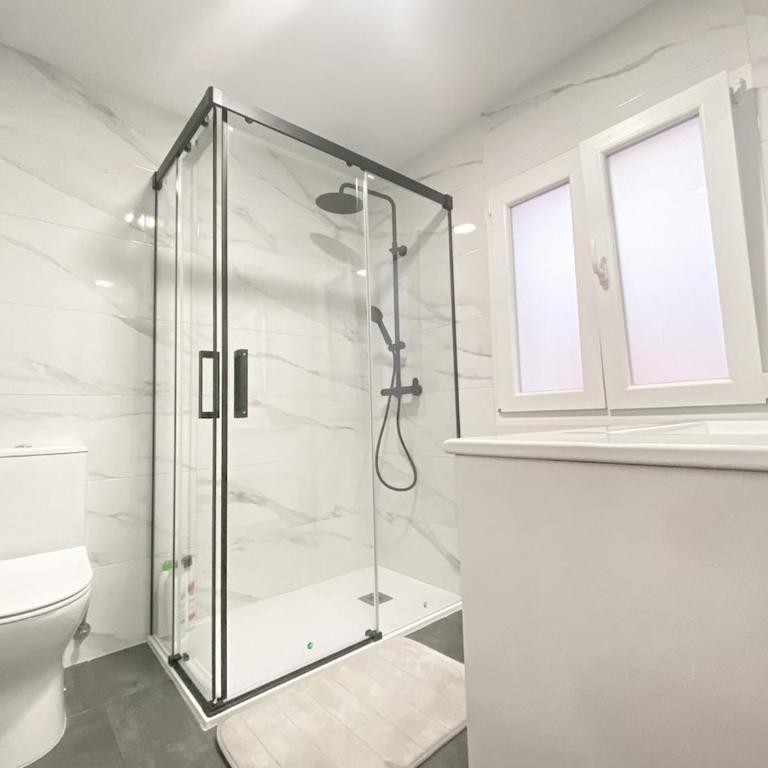Moderno piso céntrico al lado de la playa - Apartamento - 13