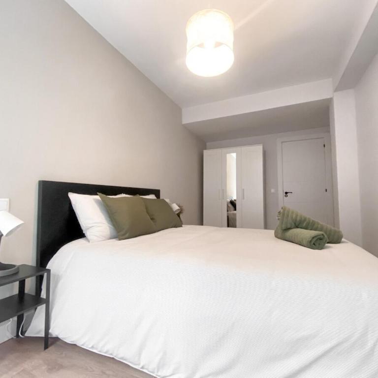 Moderno piso céntrico al lado de la playa - Apartamento - 19