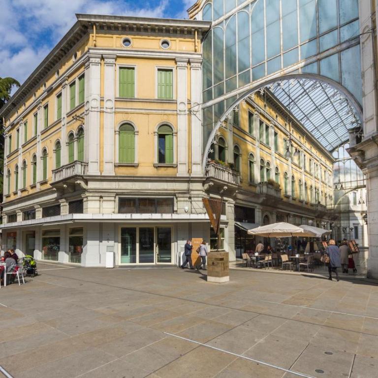 Matteotti Gallery Venice Apt - Two-Bedroom Apartment - 32