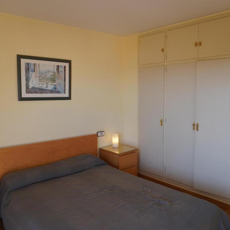 Apartamento con Terraza y Piscina, Cerca de la Playa - ES-323-90 - Apartamento - 7