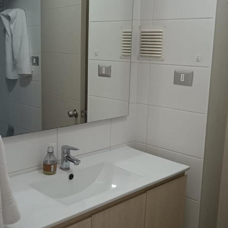 Departamento Acogedor en el Corazón de la Ciudad, de 2 dormitorios - 2 baños ducha - Apartamento de 2 dormitorios - 10