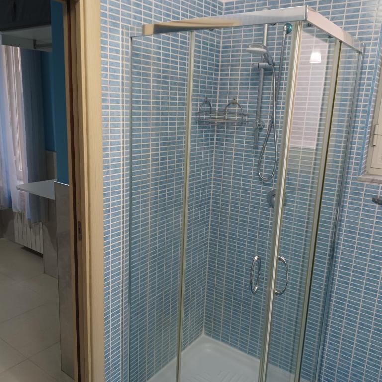 B&B Quattro Palazzi Napoli Centro - Camera Matrimoniale - 36