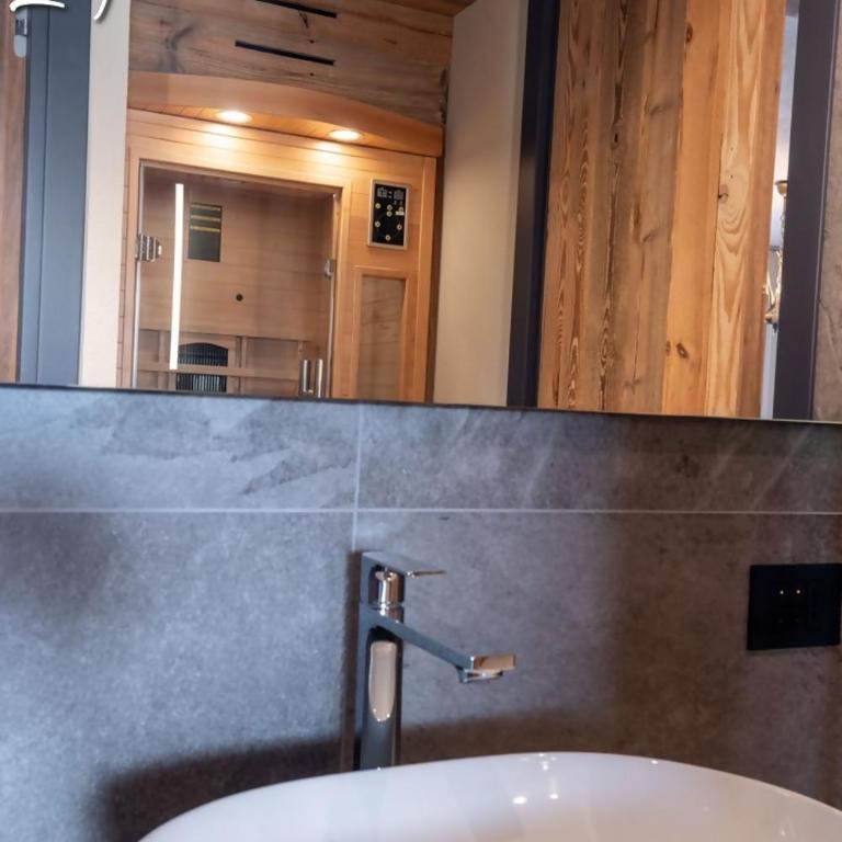 Chalet 1816 by Livigno Accomodation - Apartment with Mountain View - 10