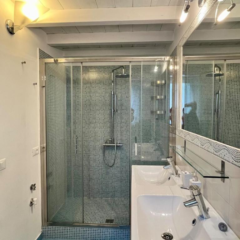Casa Vacanze Sfera 6 - Appartamento con 2 Camere da Letto - 8