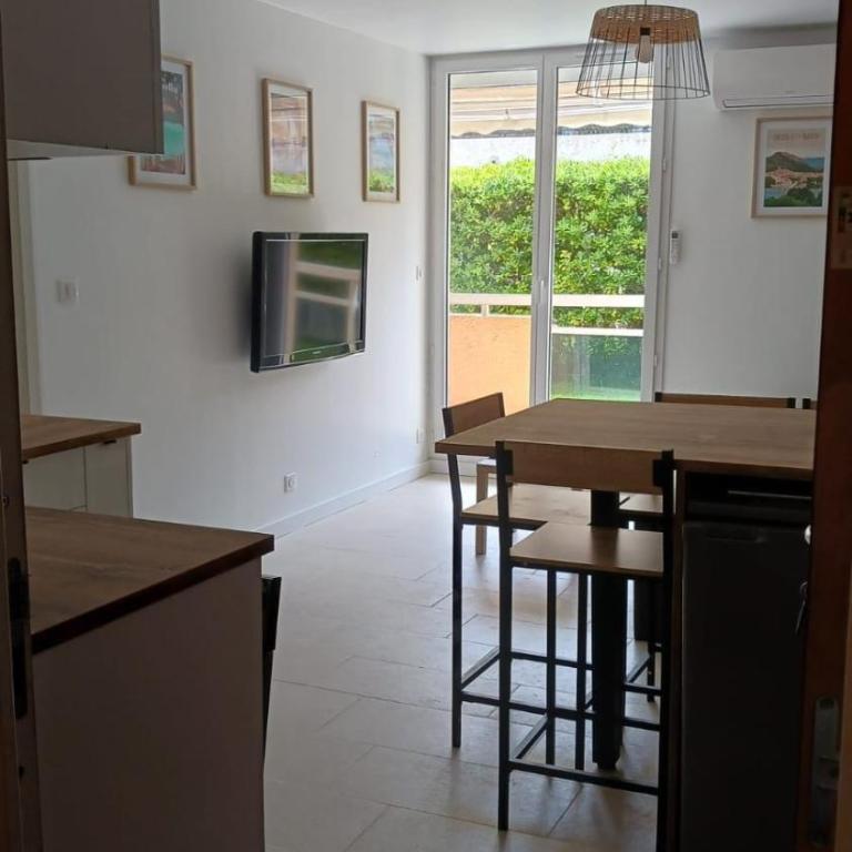 Très beau T2 4 personnes 200 m plage de la Favière - Two-Bedroom Apartment - 1