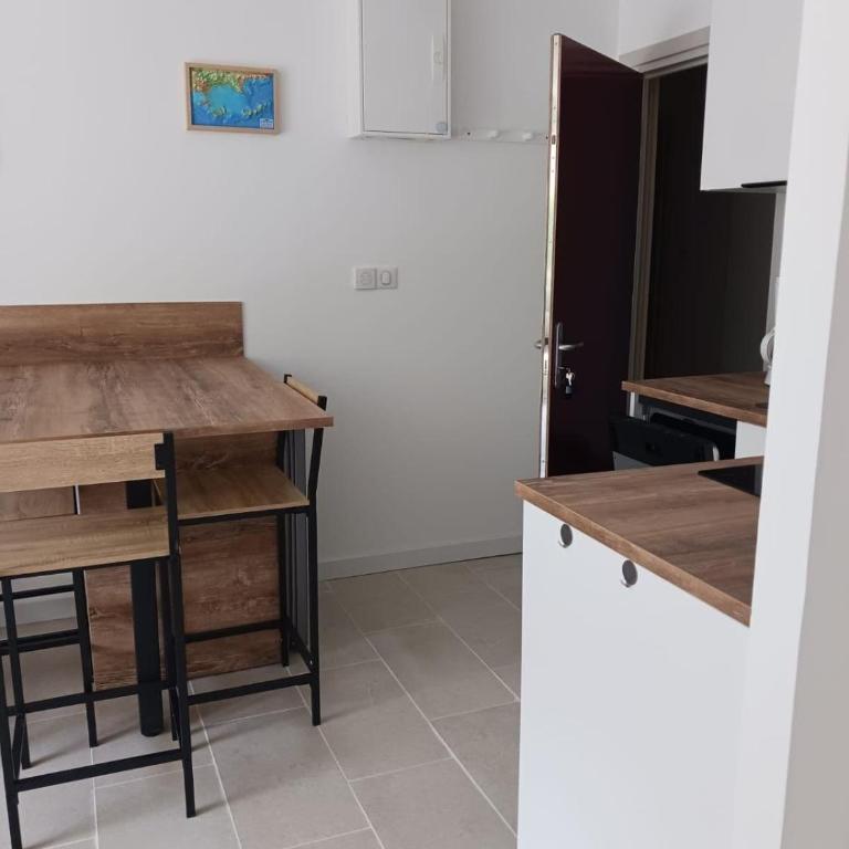 Très beau T2 4 personnes 200 m plage de la Favière - Two-Bedroom Apartment - 10