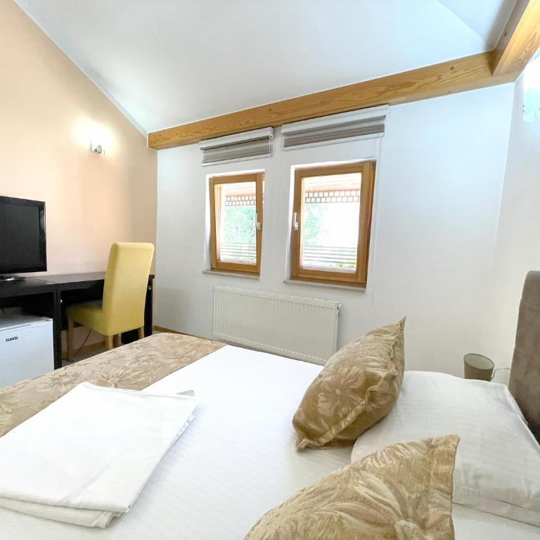 Hotel Kovači - Dvokrevetna Soba sa Bračnim Krevetom - 2