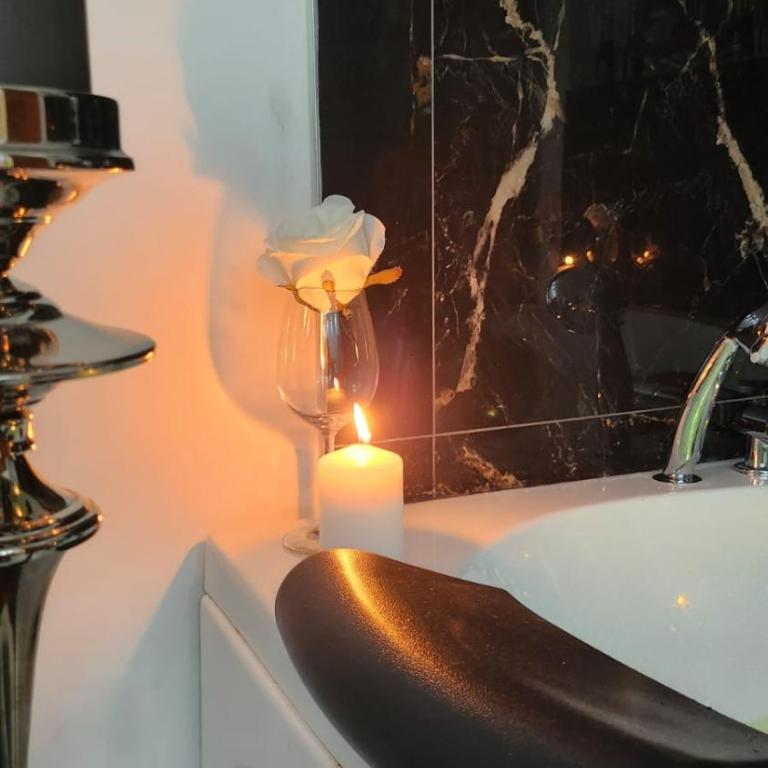 Jovanovic Residence Belgrad - Queen Room with Spa Bath - 12