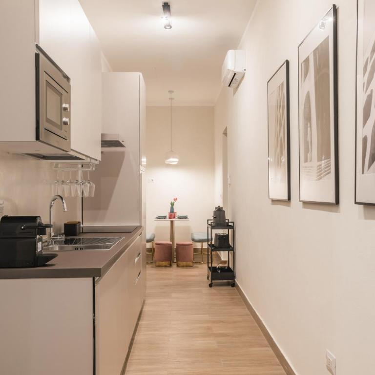 C3 Top Class Apartment, 2 camere da letto, 2 bagni, giardino distante 15 minuti a piedi da Fontana di Trevi - Appartamento con 2 Camere da Letto - 12