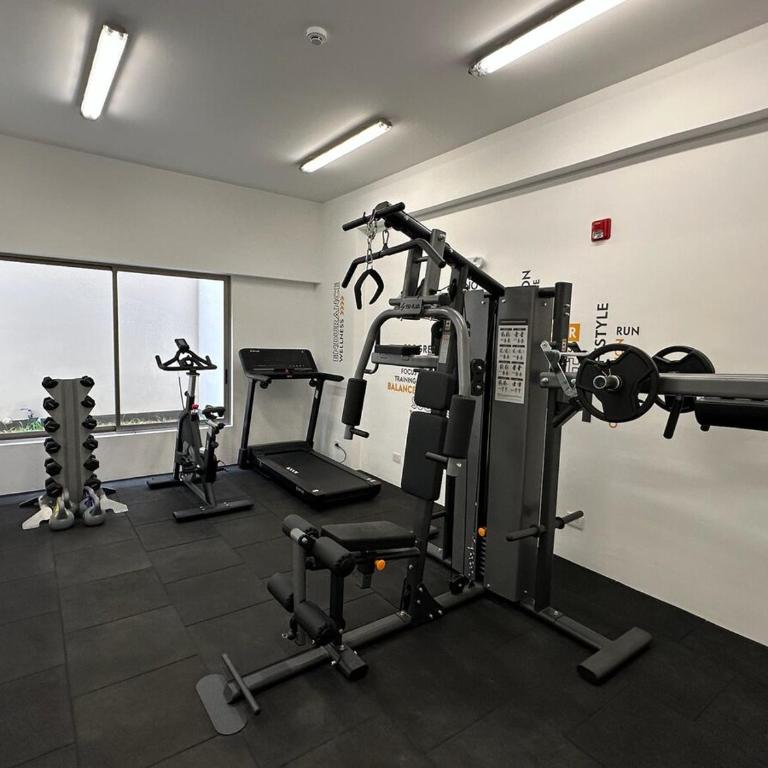 No available - One-Bedroom Apartment with Balcony and City View - 11