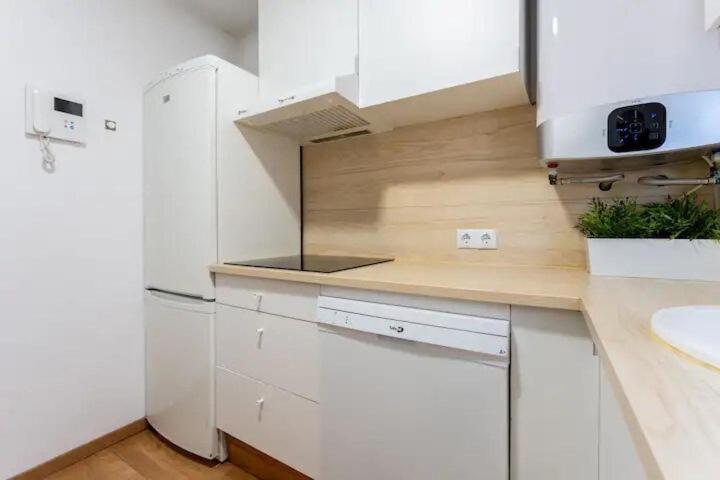 Cozy Málaga Stay for 4 Guests - Apartamento de 2 dormitorios - 5