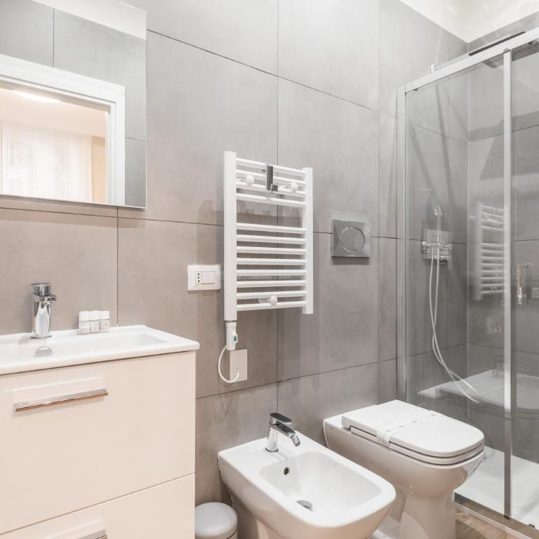 C2 Top Class Apartment, 2 camere da letto con giardino in zona Via Veneto distante 15 minuti a piedi da Fontana di Trevi - Appartamento con 2 Camere da Letto - 12