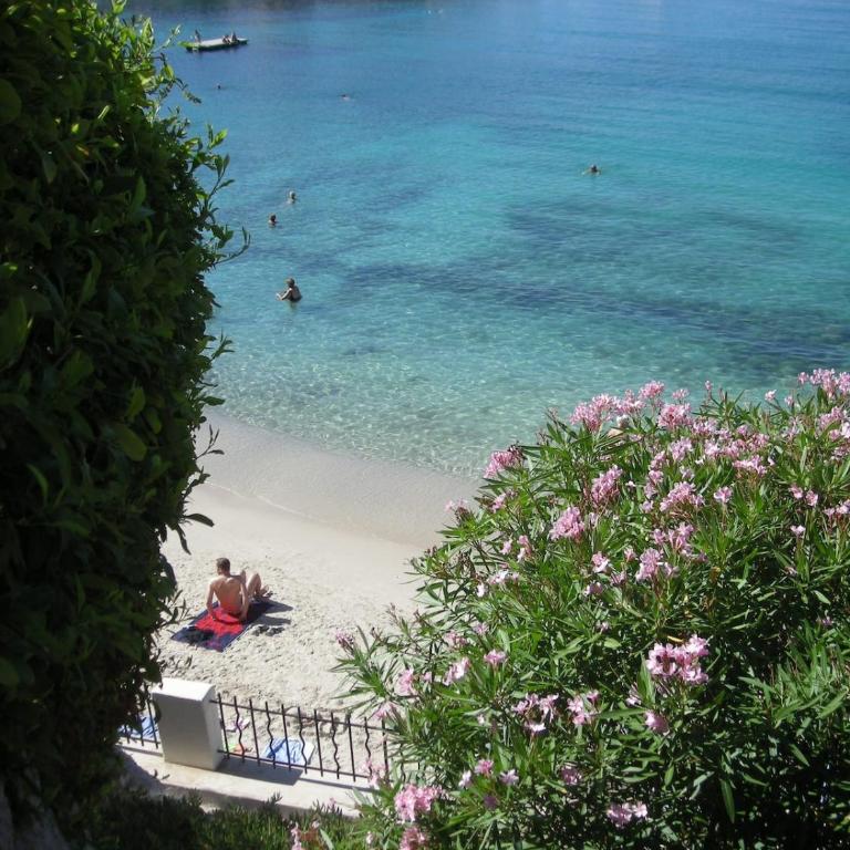 Villa Les Algues, les pieds dans l'eau sur la plage de Rènecros - Villa - Vue sur Mer - 29