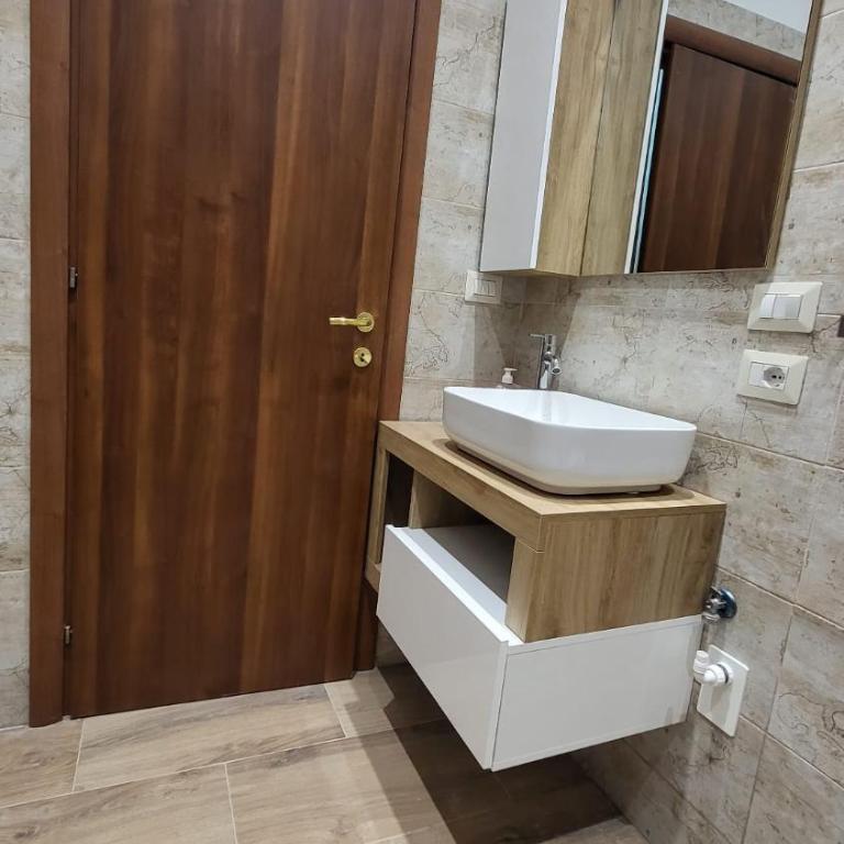 A casa di Tommy - Appartamento con 2 Camere da Letto - 36