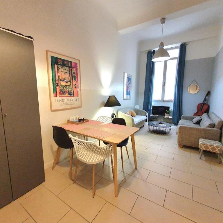 3 rooms GEM in Old Town Nice - Appartement 3 Chambres - 15