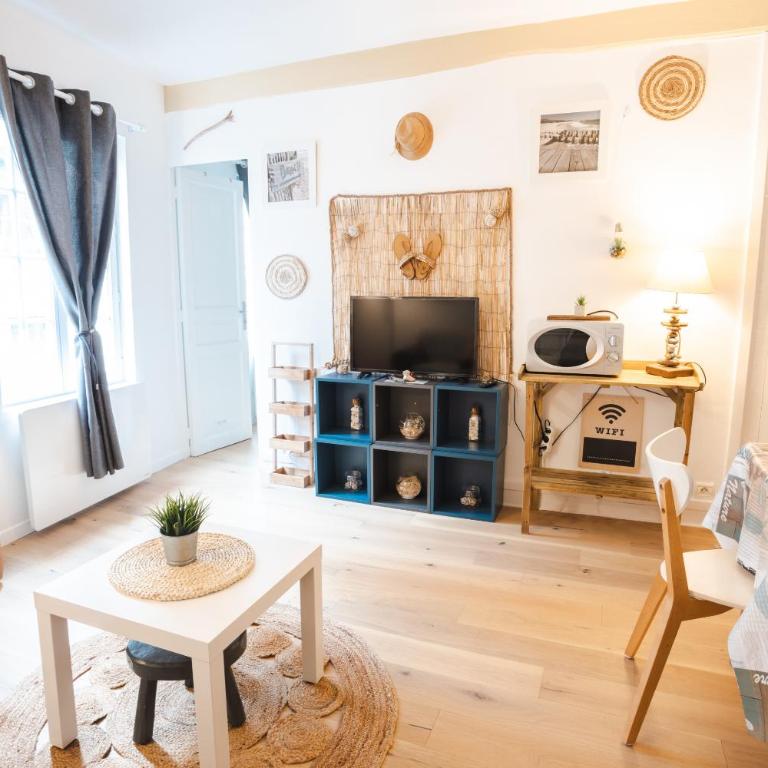 Au petit bonheur - Studio - 1