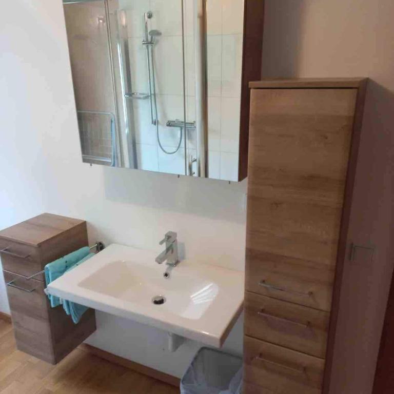 Schöne Gartenwohnung mit Blick ins Grüne - Apartment mit 2 Schlafzimmern - 3