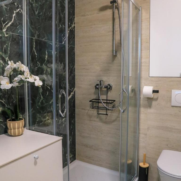 Fancy new 2bdrm ap free garage - Apartman sa 2 Spavaće Sobe - 45
