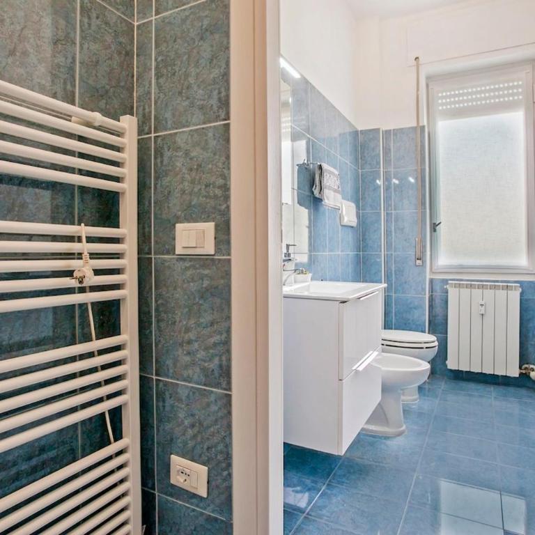 Central quiet flat Free Parking - One-Bedroom Apartment - 5