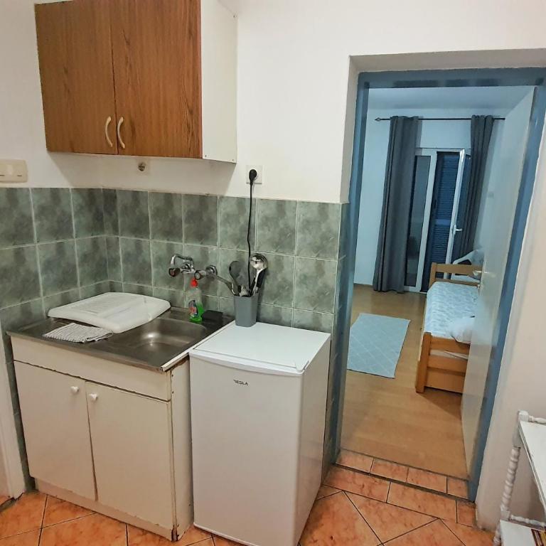 Vojinovic Apartments - Standard Apartment - 8